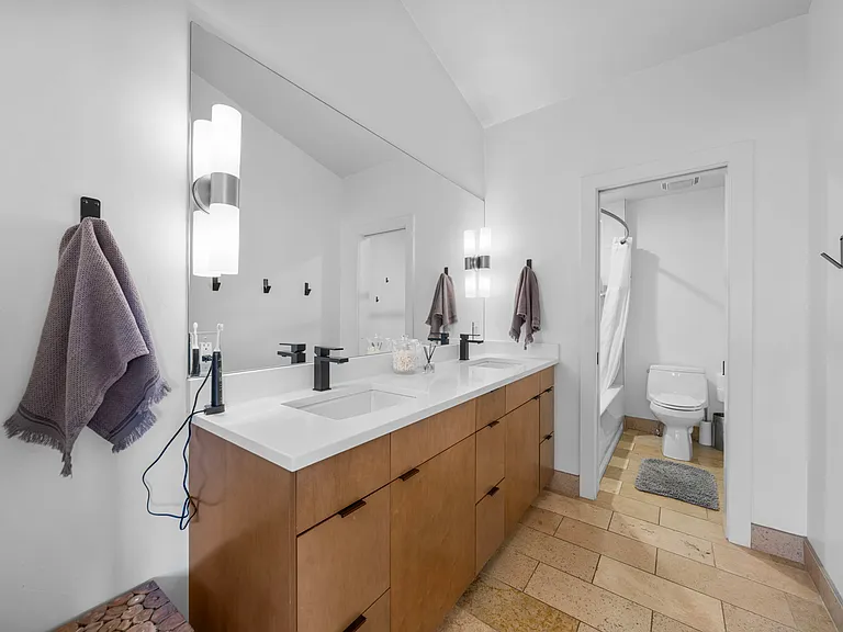 2713 Mesa Ave — Photo 16