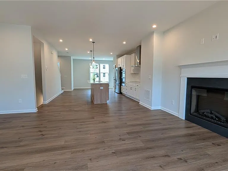 3053 Beacon Bend Xing — Photo 15