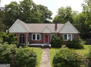 612 Avenue E, West Point, GA 31833