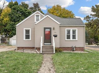 928 Bridge Ave, Albert Lea, MN 56007