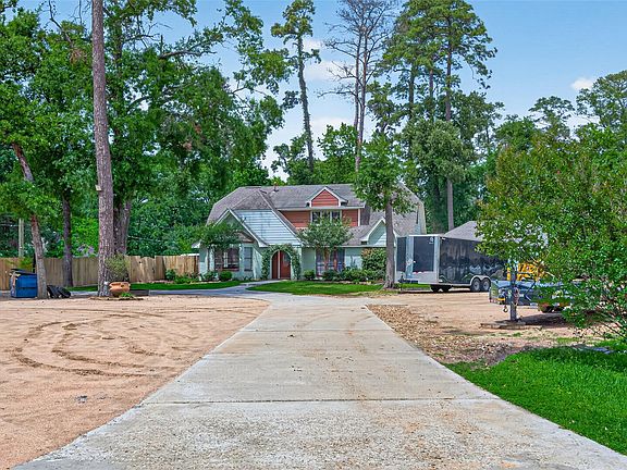 3rd image of 30207 E Geneva Dr