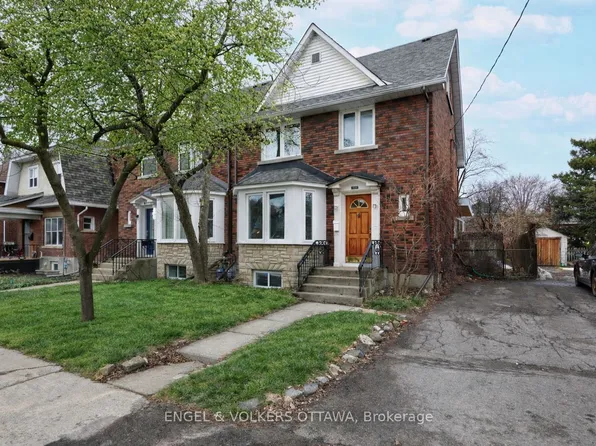 421 Chapel St, Ottawa, ON K1N 7Z7