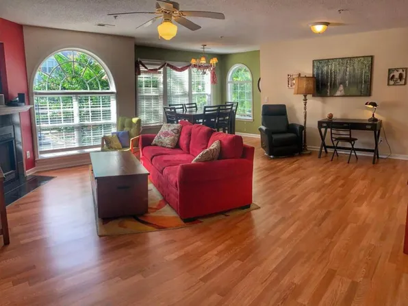 3702 Cotswold Ter Unit 2A, Greensboro, NC 27410