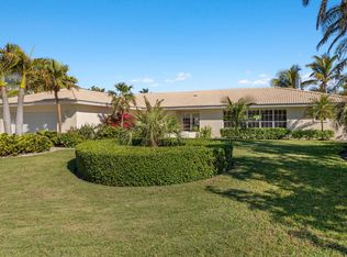 946 Whelk Dr, Sanibel, FL 33957