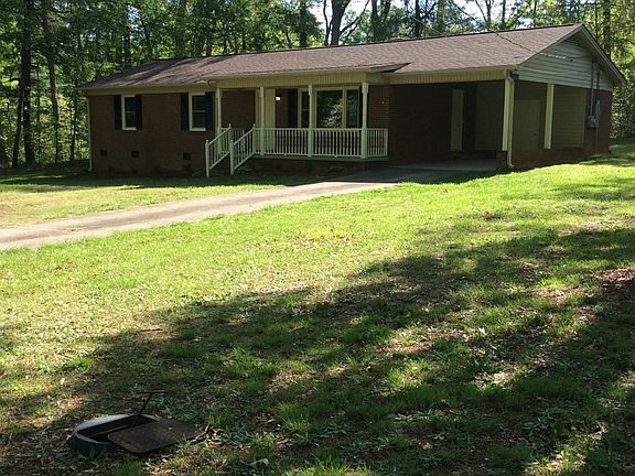 2nd image of 216 Stacey St