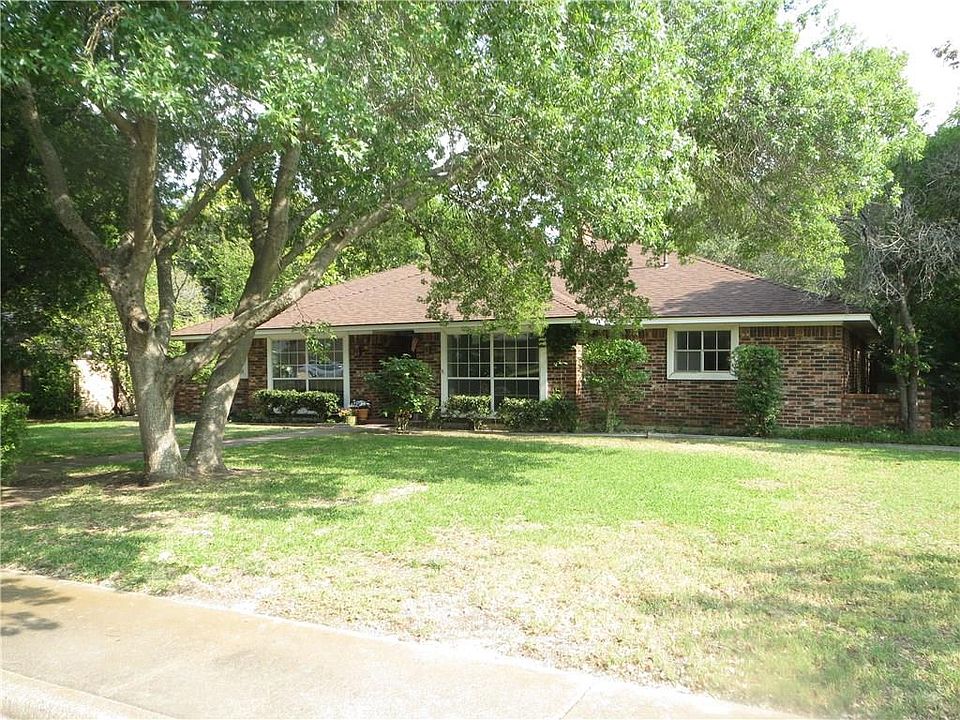 1st image of 1110 Redman Ln