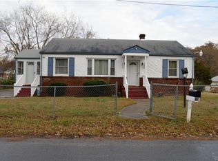 1305 Meadow St, Hopewell, VA 23860