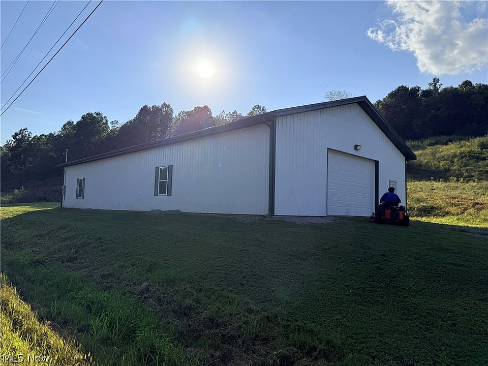 1st image of 52047 Carpenter Rd