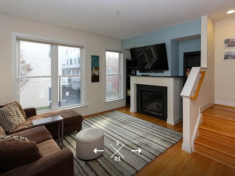 1017 3rd St SE — Photo 4