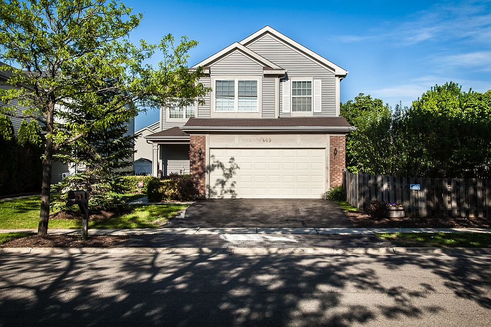 1st image of 469 Cambridge Dr