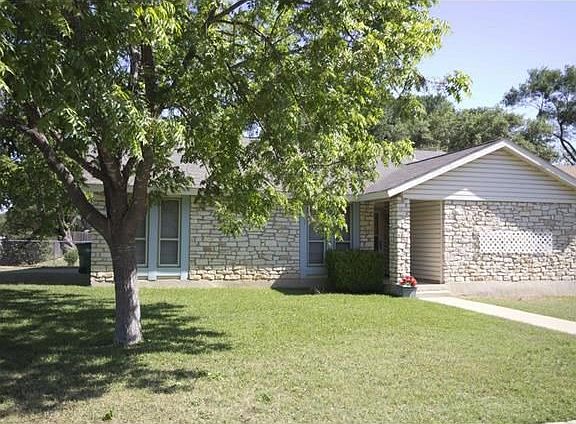 2nd image of 414 Buckboard Blvd