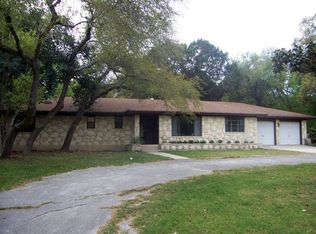 341 Robin Ln, New Braunfels, TX 78132