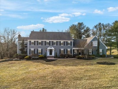 2 Kinneys Sawmill Rd, Whitehouse Station, NJ, 08889