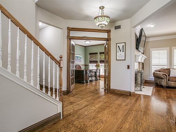 5th image of 1003 Bel Air Dr