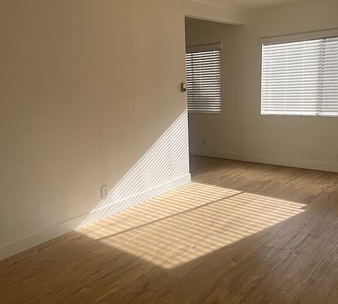 5th image of 2002 N Alvarado St #B