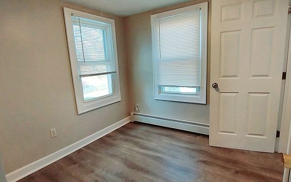 3rd image of 31 Stewart Pl