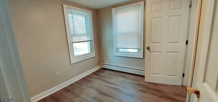 31 Stewart Pl — Photo 3