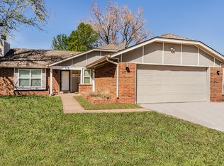 1409 Huntington Dr, Edmond, OK 73012
