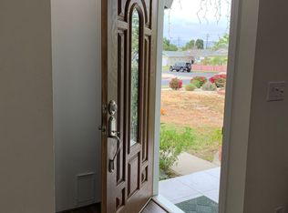 9822 Monogram Ave, North Hills, CA 91343