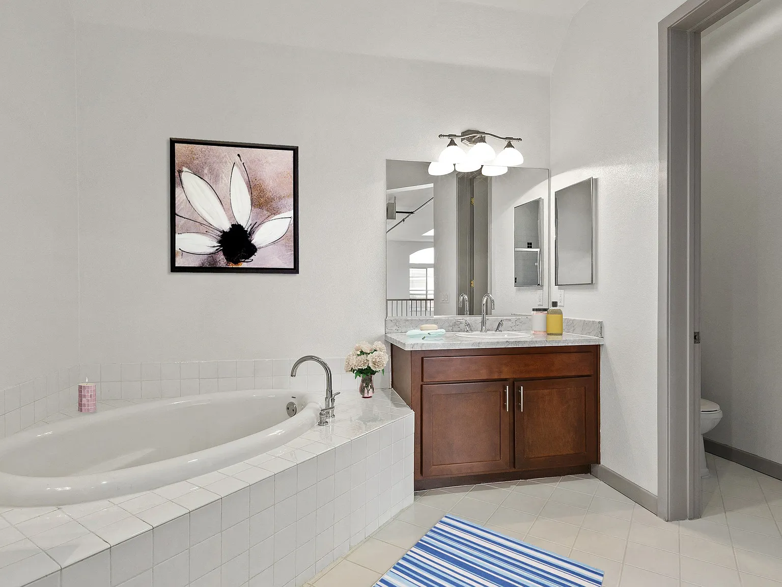 San Pedro Bank Lofts — Photo 4