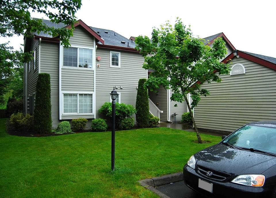 1st image of 13306 SE 272nd St APT E201
