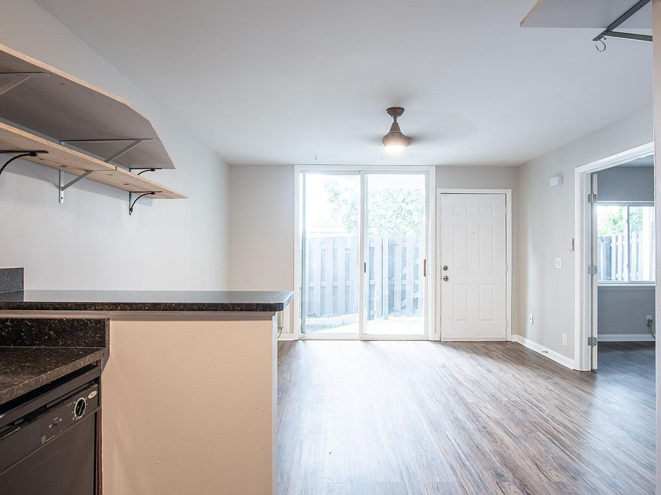1st image of 801 Inverness Ave APT D4