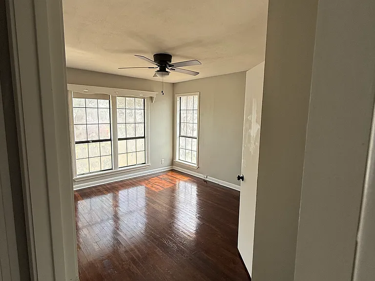 722 Sheridan Dr — Photo 6