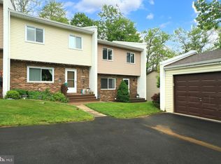 892 Galen Dr, State College, PA 16803