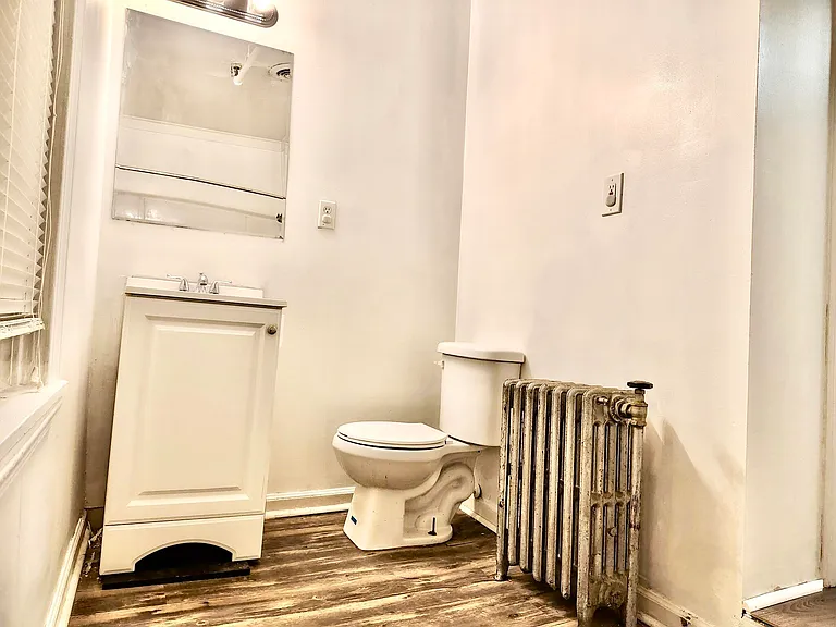 160 Constitution St #7 — Photo 8