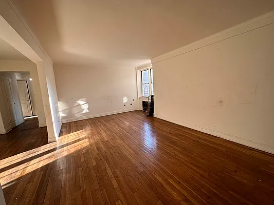 Rented by Premier One Realty LLC | media 15