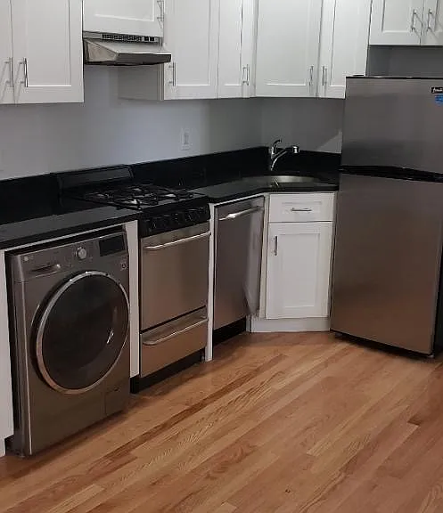 141 E 26th St #6E — Photo 2