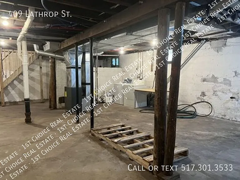 409 Lathrop St — Photo 17