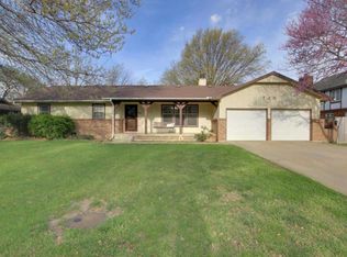 725 N Tristan Dr, Mulvane, KS 67110