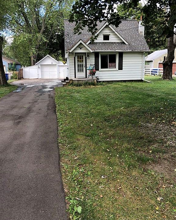 1st image of 6452 Barker Dr