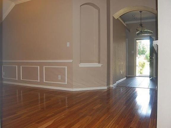 4th image of 2611 Oxford Oaks Ln