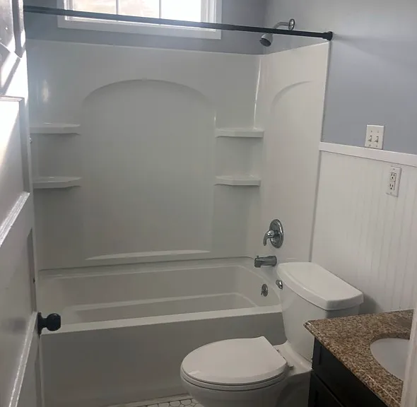 81 Simons St #B — Photo 8