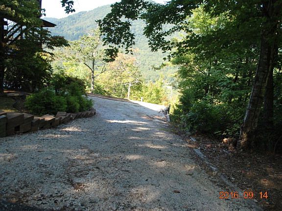 2nd image of 125 Cherokee Dr