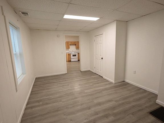 5th image of 309 E Virginia St