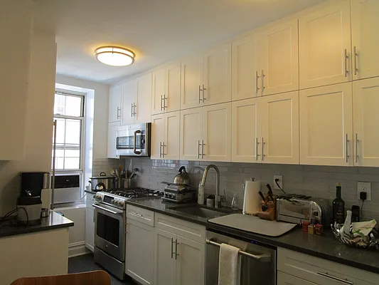 Rented by Rita S Citrin, LREB | media 21