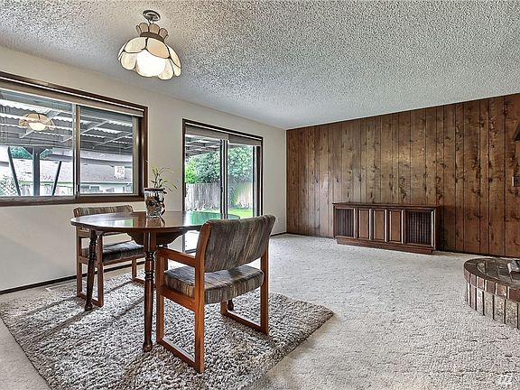 Dining area with slider to back patio