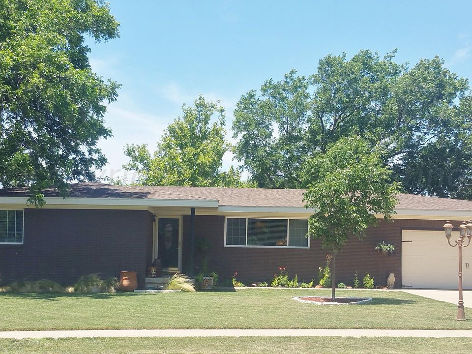 1st image of 2145 Aspen Dr