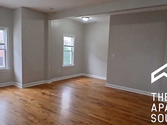 5th image of 3614 W McLean Ave #2