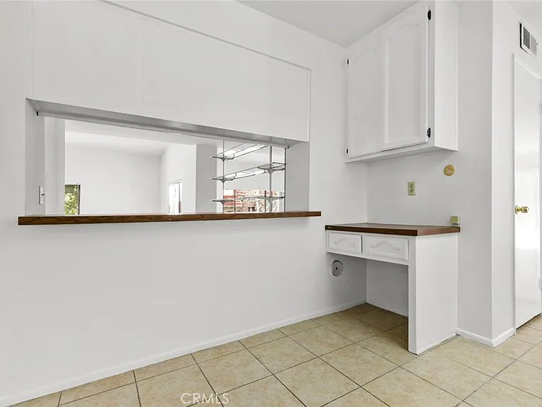 1321 Greenbriar Rd — Photo 12