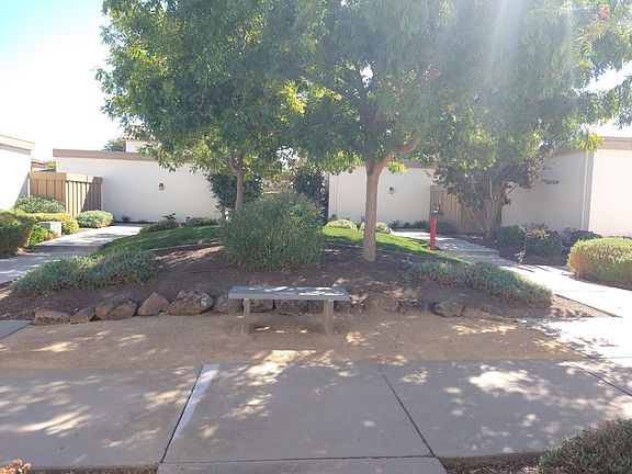 Front entrance common area