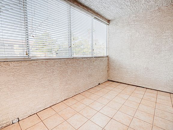 3rd image of 101 Luna Way APT 120