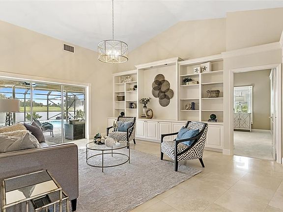 5th image of 257 Monterey Dr