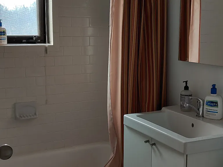 Another bathroom view
