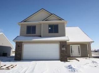 812 N Newport Run, Columbia City, IN 46725