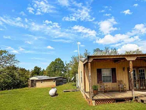 3rd image of 1007 Private Road 2002