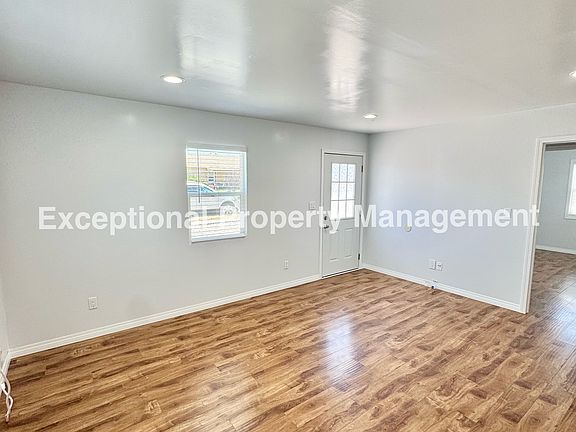 3rd image of 920 Western Ave